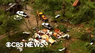 New storms slam Southern U.S. after deadly tornadoes