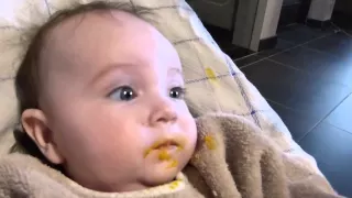 Baby's first vegetables, first time eating carrots!