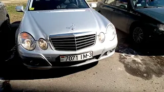 Мерседес W211 2006 год. Негорит фара передняя правая