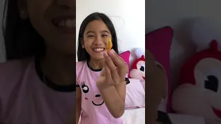 Unboxing Fresh Stikeez by Queen