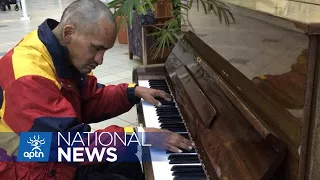 Edmonton homeless man, known for his brilliant piano playing – has died | APTN News