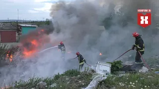 Пожар на стихийной свалке в Апатитах