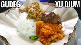 gudeg yu djum yang terkenal di jogja