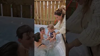 la famille est au camping 😍on va profiter de cette semaine de vacances 🥰#humour #jacuzzi #camping