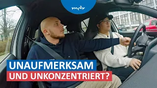 Warum fallen immer mehr Fahrschüler durch die Prüfung? | Umschau | MDR