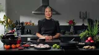 WOLL Pro Tip - How to test your pan temperature with Diana Chan