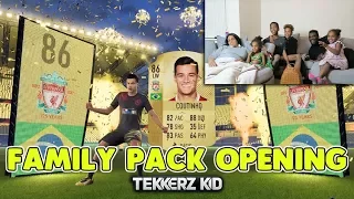 OPENING FIFA 18 PACKS WITH MY ENTIRE FAMILY!! Guarenteed WALKOUTS!!