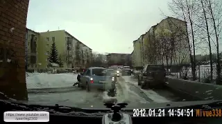 Подборка ДТП и Аварий Декабрь 2014 Car Crash Compilation Помощь на Дороге