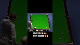 Best escape Mark Selby ￼#snooker #snookerlover #markselby #ronnieosullivan