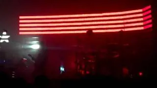 Massive Attack - Atlas Air (ending) - May 11 2010 Terminal 5 New York City.mp4