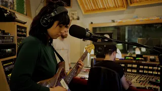 Deep Sea Diver - Impossible Weight (Studio Video)