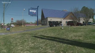 Charges dropped against Marietta man whose IHOP arrest went viral