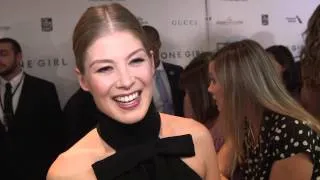 Gone Girl: Rosamund Pike "Amy Dunne" New York Movie Premiere Interview | ScreenSlam