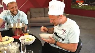"How do you say West Ham are massive in Czech?" Soucek and Coufal have got the answers! 😅🇨🇿