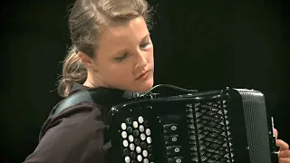 Domenico Scarlatti - Toccata D minor K 141 Inga Piwowarska plays the accordion