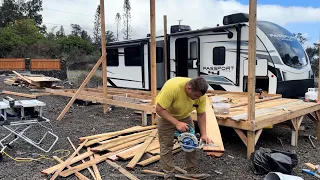 Строю террасу к дому на Гавайских островах