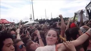 Crowd Surfing to Of Mice & Men