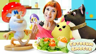 Маша Капуки Кануки и ее игрушки: Буба из яйца сюрприз и Машинки Мокас сделали грибы! Готовим Вместе