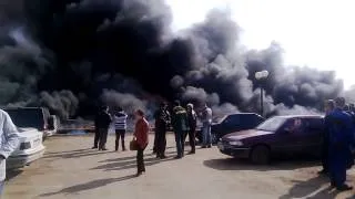 В Рузаевке на стоянке завода ЛАЛ горят припаркованные машины