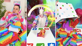 THIS UNICORN IS THE MASTER OF POP ITS! || FUN TRADING FIDGET TOYS GAMES BY SMOL TOK