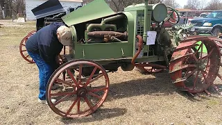 1921 International 8-16 tractor startup