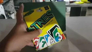 el tres juego de cartas. nuevo