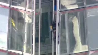 Raw: Protestors Scale London's Tallest Building