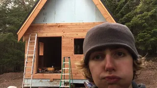 Off grid cabin builds & homesteading EP.10 | Snow, siding and more| CROWSFOOT