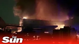Fire engulfed one of the largest shopping malls near Moscow