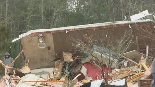 Town of Cottonwood put on lockdown after major damage, police