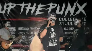 SI BUNGA HITAM _ live at up the punx collective