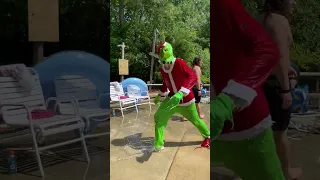 Grinch parade (GONE WRONG)