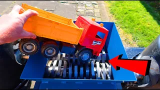 Shredding Huge Toy Truck : Crushing Crunchy and Soft Things by Shredder