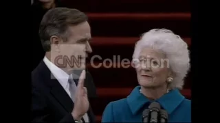 FILE:BUSH INAUGURATION '89 SWEAR IN