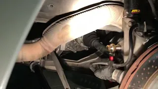 Porsche Cayman S 981 rear strut removal diy