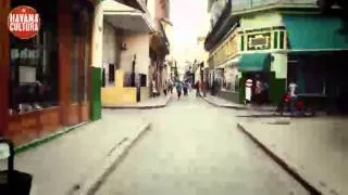 Calle Obispo timelapse, music by Roberto Fonseca [Havana Cultura]