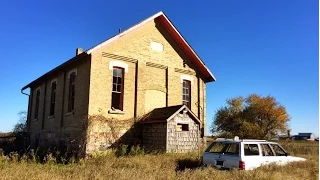 Urbex :ABANDONED Converted SCHOOLHOUSE