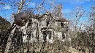 The Bizarre Forgotten 160 year old Kirkpatrick Farm House in the Mountains of Tennessee