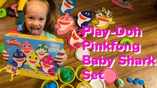 🦈🏖️Pinkfong Baby Shark Play Doh Official Unboxing 🌊 Make Your Shark Family | Playing With Mommy