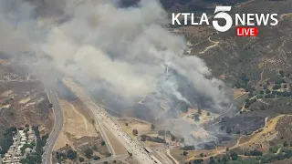 Crews battle Elsmere Fire near 14 Freeway in Santa Clarita