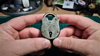 (373) Mini 4 Lever Padlock #minilockmonday Ep 71