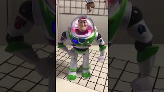 Buzz Lightyear Toy Story 4 Базз Светик ходит