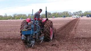 Ploughing at Sutton Scotney