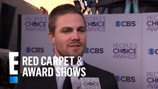 Stephen Amell on the Red Carpet | E! People's Choice Awards