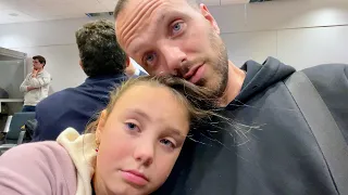 Big nerves when Alma is taking a flight on her own! Follow the family in two countries VLOG