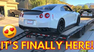 TAKING DELIVERY OF MY FIRST SUPERCAR!!! | My 2015 NISSAN GT-R has arrived after a 3 week wait!!!