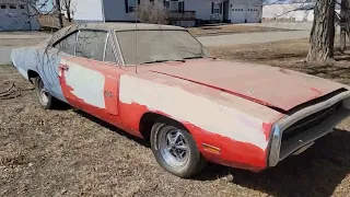 It's Alive! 1970 Dodge Charger RT Barn Find after 30 years!