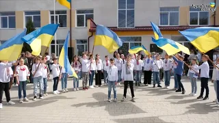 У СЗОШ №2 організували благодійний ярмарок на підтримку ЗСУ (ТК "Броди online")