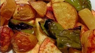 PATATAS AL HORNO CON  PIMIENTO y CEBOLLA 🍟 una guarnición saludable