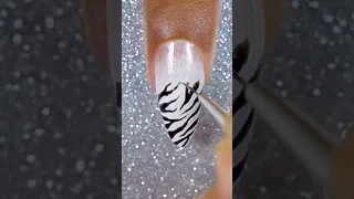 Blue Zebra 🦓 Print Nail #nailart #nails #shortvideos #shorts